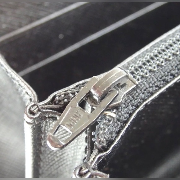 PRADA Saffiano Leather Long Zip Around Wallet 😍🖤 - Picture 11 of 16